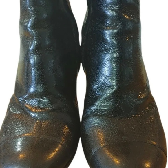 Prada boots - Picture 7 of 9